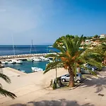 Visnja Apartament *