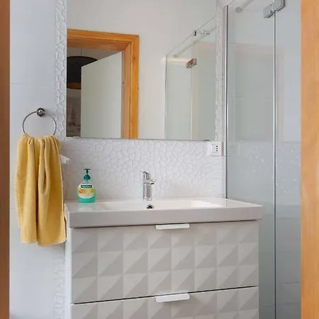 Apartment Visnja Podgora