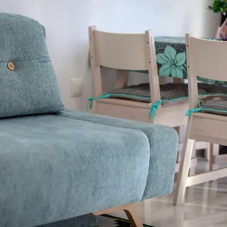 Visnja * Podgora (Split-Dalmatia)