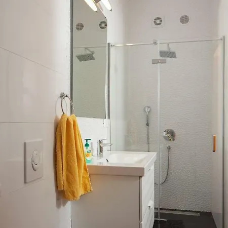 Visnja Podgora (Split-Dalmatia)